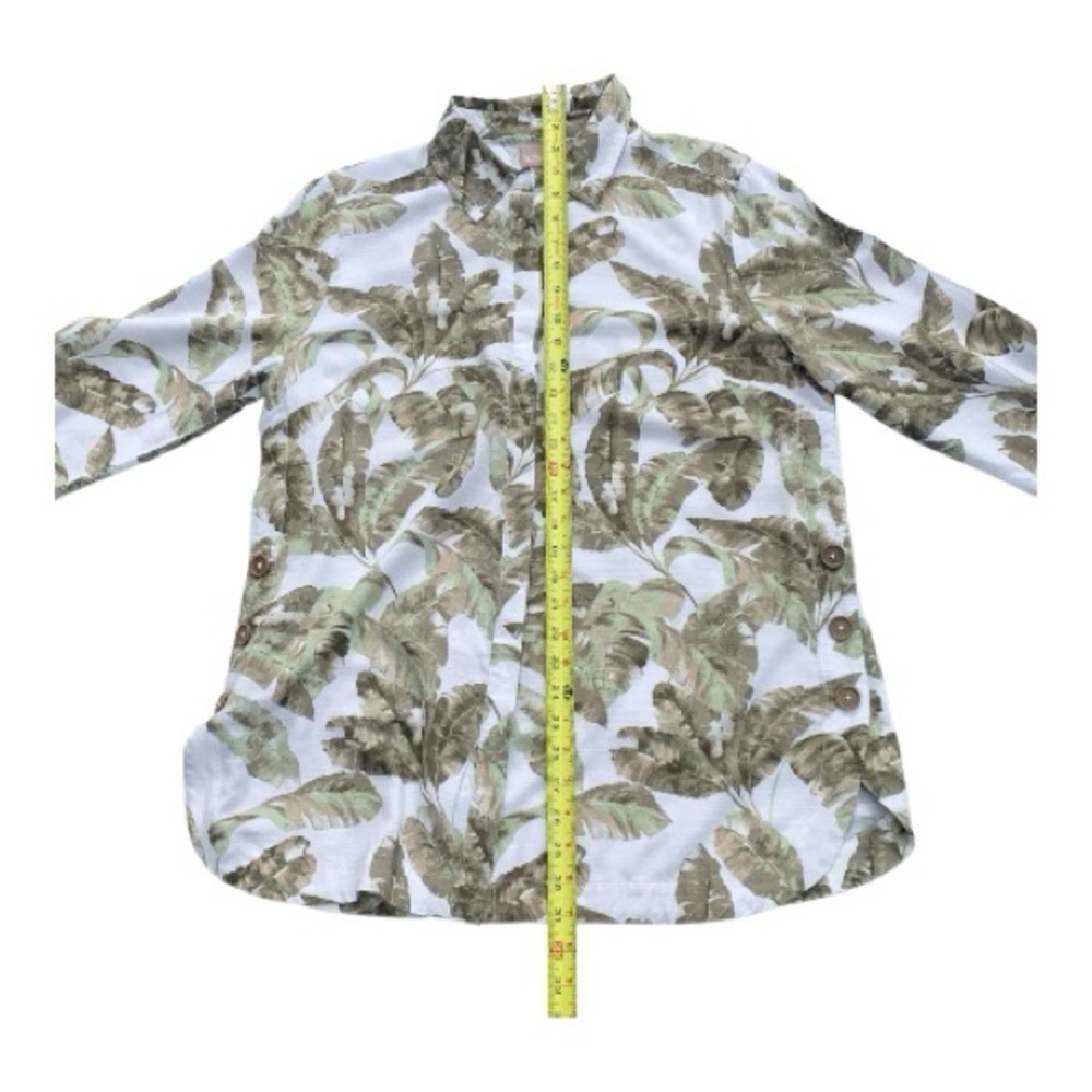 Chico's White Olive Green Leaf Print Blouse Lightweight Tab Sleeve‎ Tunic Size 1 - Picture 9 of 12